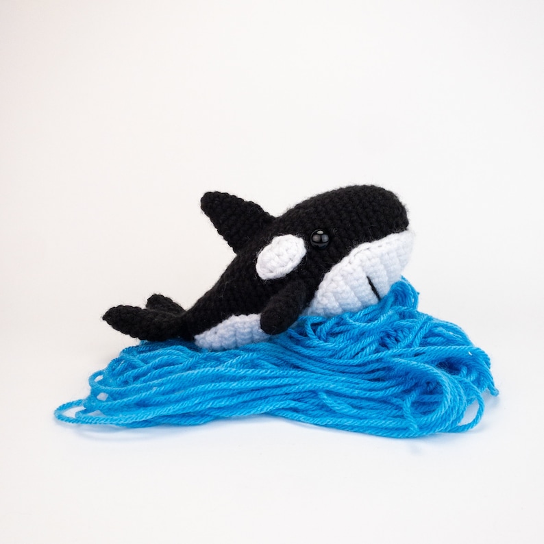 PATTERN: Oreo the Orca pattern amigurumi orca pattern crochet killer whale pattern crochet orca pattern PDF crochet pattern image 1