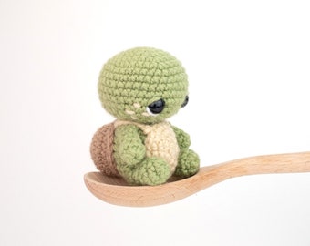 PATTERN: Timmy the Tiny Turtle - Crochet turtle pattern - amigurumi baby turtle - crocheted turtle pattern - PDF crochet pattern