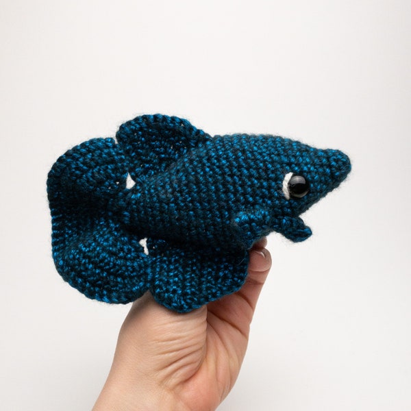 PATTERN: Betty the Betta Fish pattern - amigurumi betta fish pattern - crochet betta pattern - PDF crochet pattern