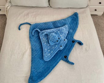 PATTERN PACK: 3 Rays Pattern Set - Manta, Mega, and Mini - amigurumi stingray - easy manta ray plushie pattern - PDF patterns