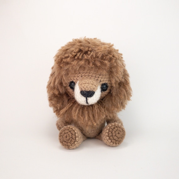 PATTERN: Lewis the Lion - Crochet lion pattern - amigurumi lion pattern - lion pattern - lion toy tutorial - PDF crochet pattern