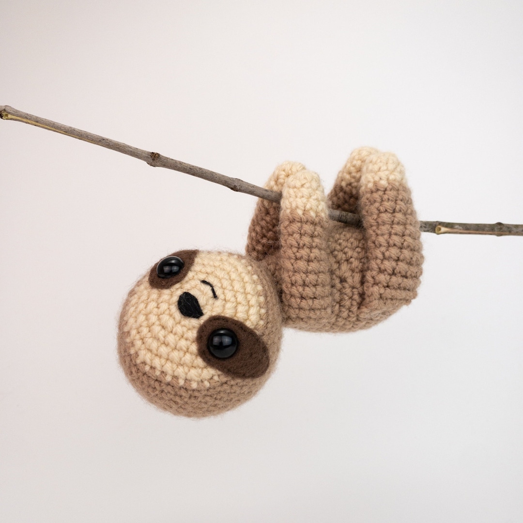 Mini Maker Sloth Crochet Kit - Craft Warehouse