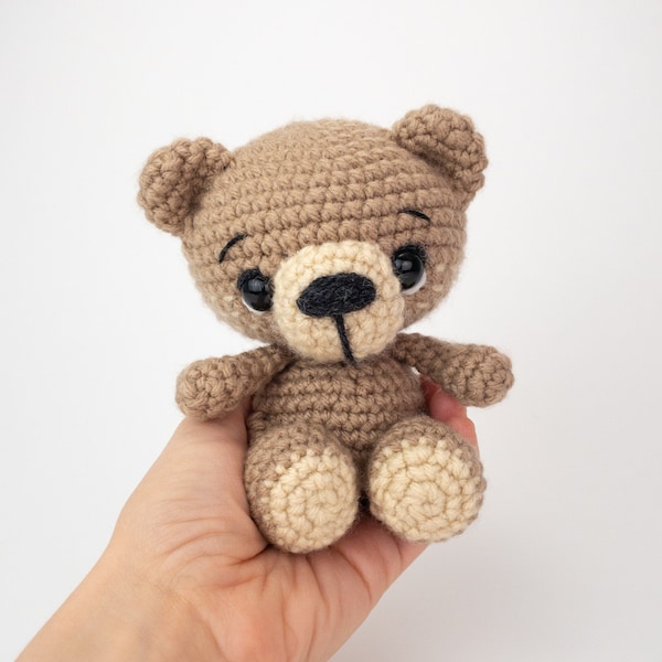 PATTERN: Benji the Bear - Crochet bear pattern - amigurumi bear - crocheted bear - crochet teddy bear - PDF crochet pattern