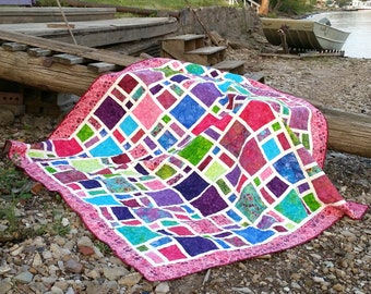 Scattered Quilt Pattern PDF - Fat Quarter Friendly Patchwork Quilt with Multiple Size Options