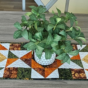 Fall Gatherings Table Runner Pattern PDF - Etsy
