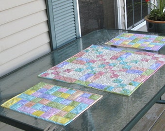 Quilted Summer placemats and table topper PDF