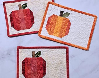 Harvest Pumpkin Mug Rugs PDF also includes Apple Mug Rug