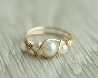 Handmade 3 pearls ring, gold or silver wrapped wire ring, 14k gold filled ring, pure silver pearl ring, bridesmaid gift, gift for her