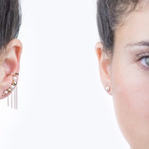 Gold Filled & White Swarovski Pearl beaded ear cuff earring + matching white Swarovski pearl stud, the most unique jewelry for your wedding