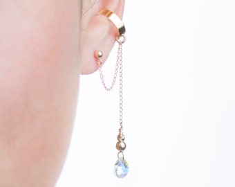 This minimalist clear faceted pear shaped Swarovski crystal prism, 14K Gold Filled dandling ear cuff earring, the perfect wedding jewelry