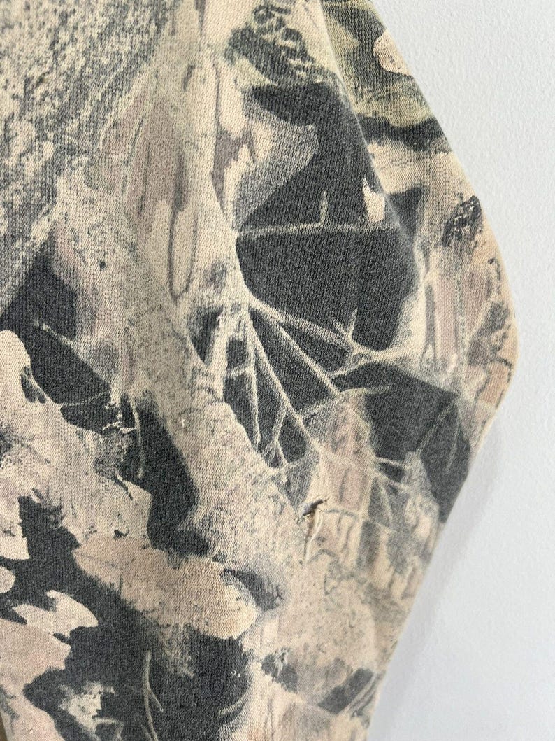 Vtg Camo Real Tree Mossy Oaks Thrashed Thermal Hoodie zip image 4