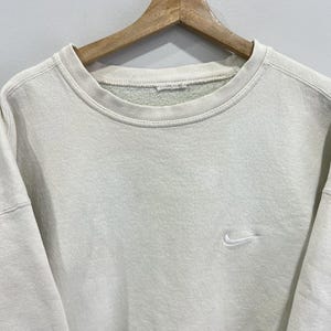 Sudadera Nike vintage con estampado de cuadros Swoosh imagen 2