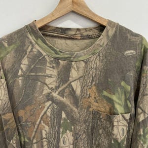 Vintage Camo Mossy Oaks Longsleeve Shirt real tree image 2