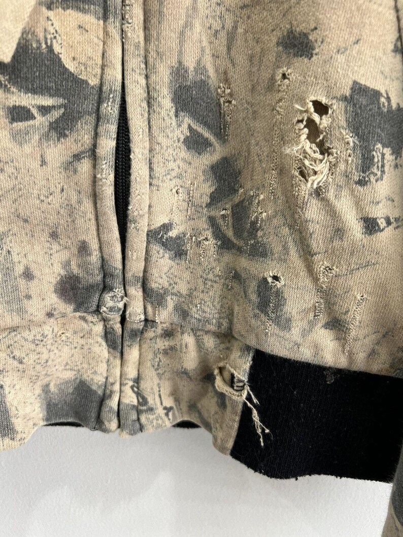 Vtg Camo Real Tree Mossy Oaks Thrashed Thermal Hoodie zip image 6
