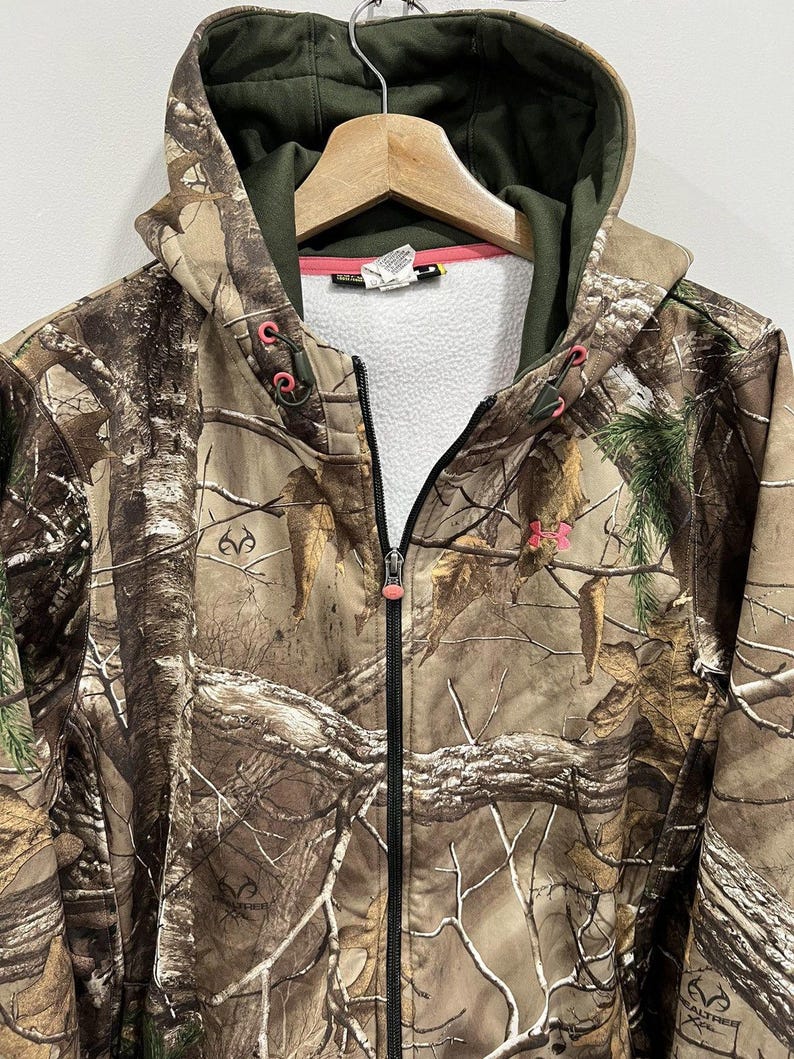 Womens Vintage Camo Real Tree mossy oaks hoodie under armour image 4
