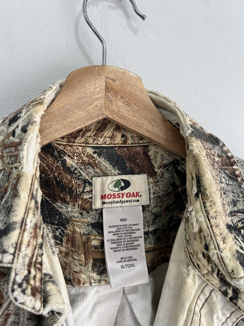 Vintage Real Tree Camo Button Up shirt mossy oak image 3