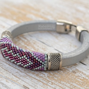 Purple silver regaliz leather bracelet Silver pink beaded licorice bracelet  seed beads leather cord bracelet Peyote ornament bracelet