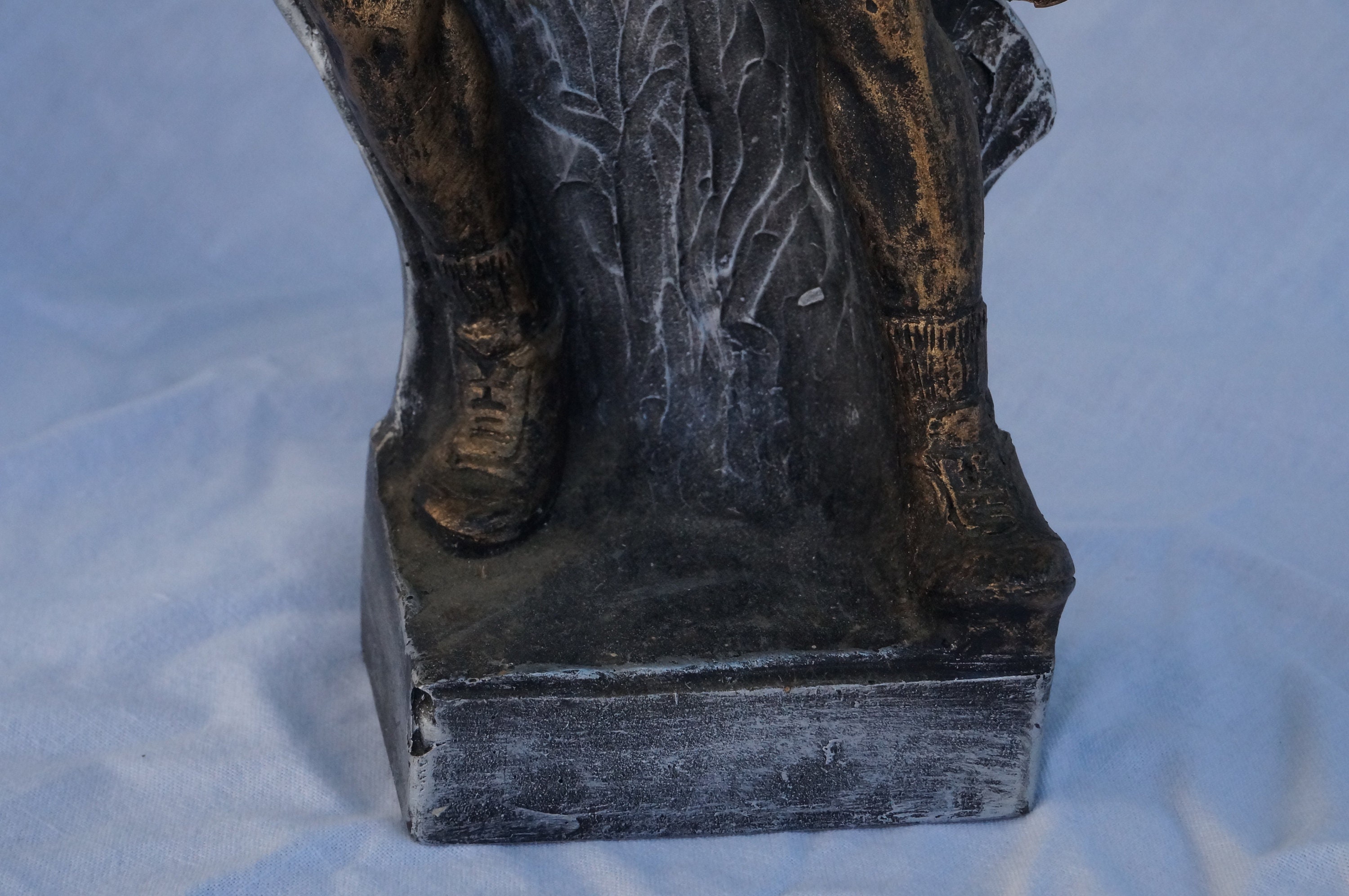 Trophée Pétanque Boules Résine Argentée et Dorée Etoiles FS-61410