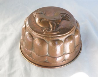 Poêle à gâteaux en cuivre antique, doublé d’étain, décoré d’un coq, années 1950