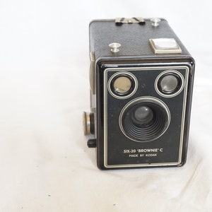 Kodak Six-20 Brownie Model C vintage camera circa 1940s -