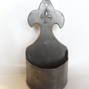 Rare, 18th century pewter salt cellar