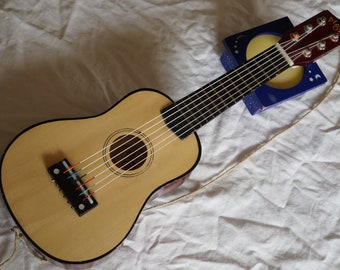 Ukelele soprano de 6 cuerdas