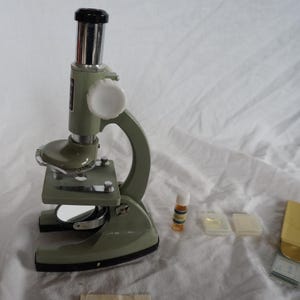 Tasco Mikroskop, Wissenschaftliches Spielzeug, Sammlerspielzeug.