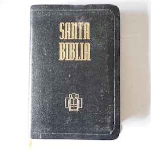 The Holy Bible written in Spanish