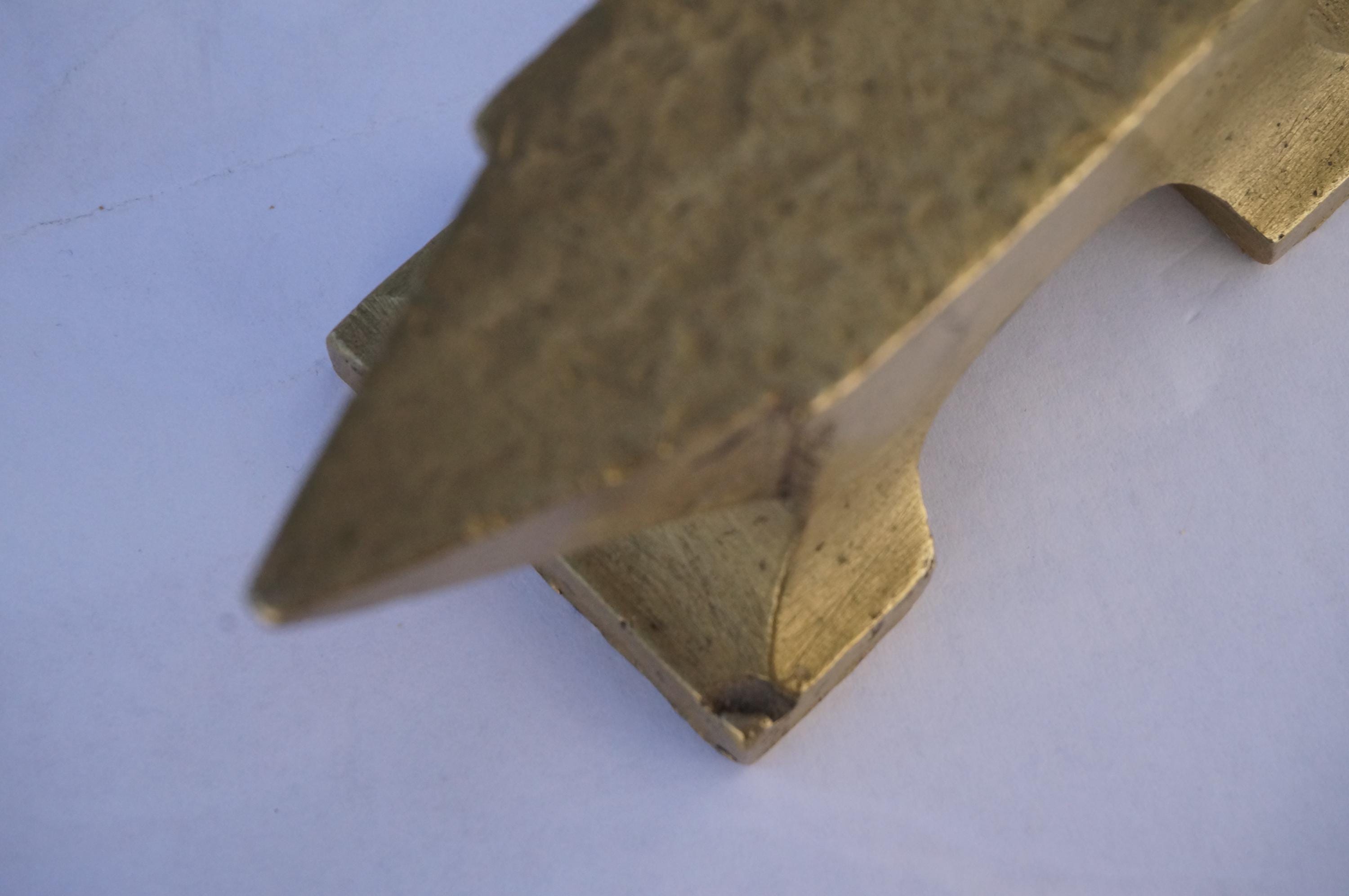 Enclume De Bijoutier En Bronze - Dimensions : 12,8 Cm De Long, 4 Cm De Haut, Occasion