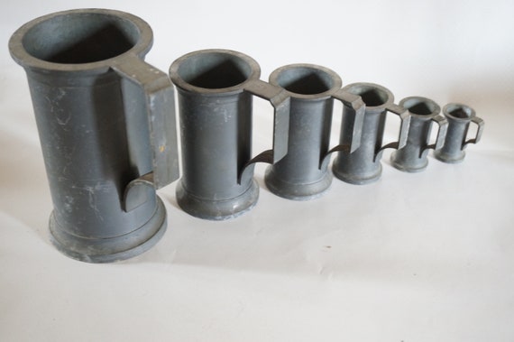 ピューター製計量カップ6個セット、1900年代 - Etsy 日本