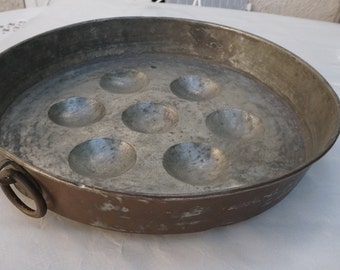 Antique Copper Cake Mold, Large Copper Lined cake pan