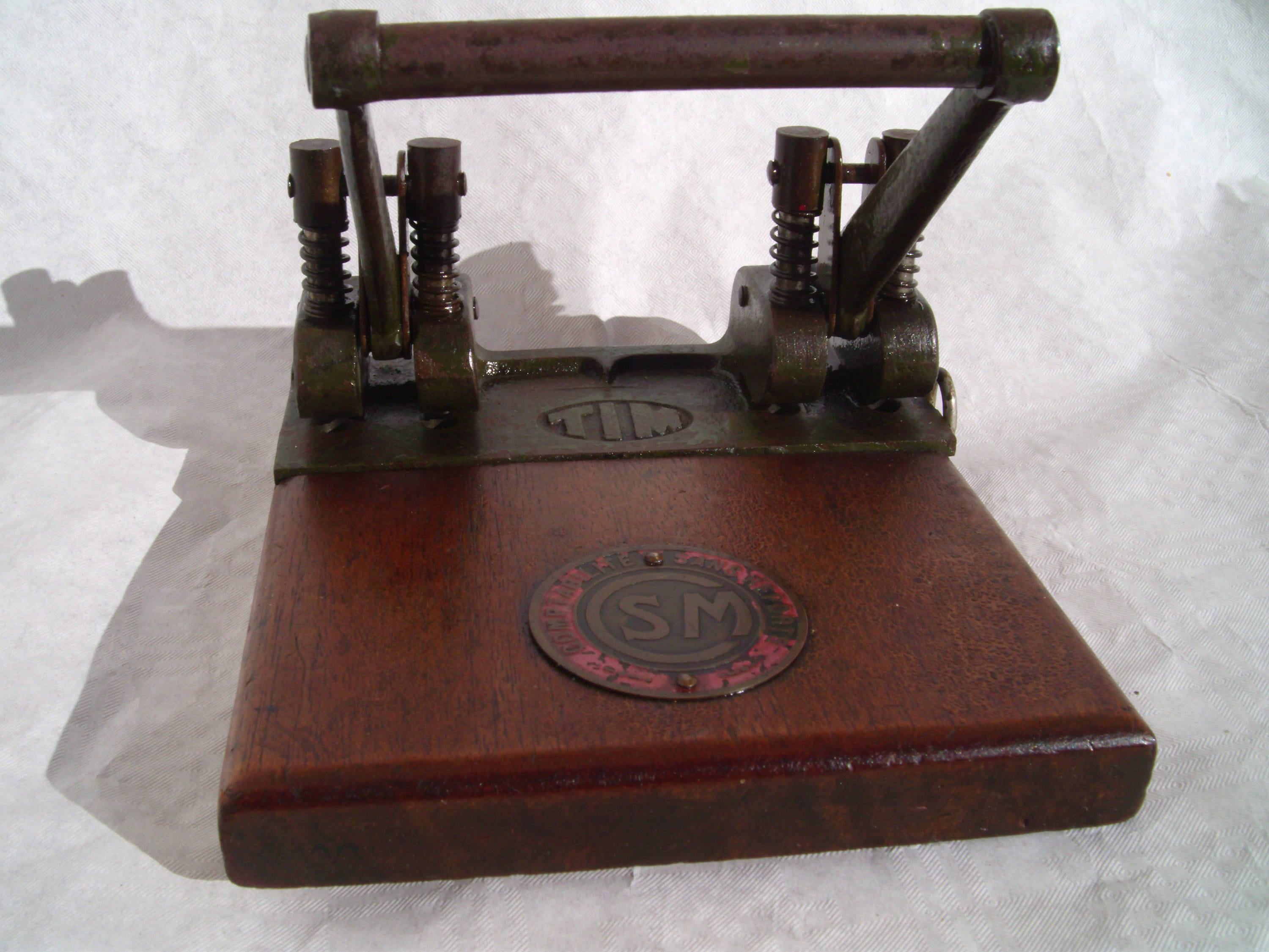 Antique French Paper Hole Punch: Industrial Decor - Etsy Norway