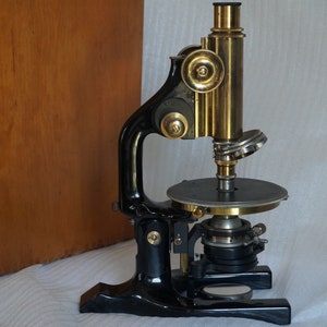 Magnificent Antique  Microscope  REICHERT AUSTRIA . Professional Vintage microscope of biology  20s.