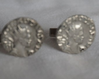 Vintage  cuff links which represent the Roman Emperor Claudius Caesar Augustus