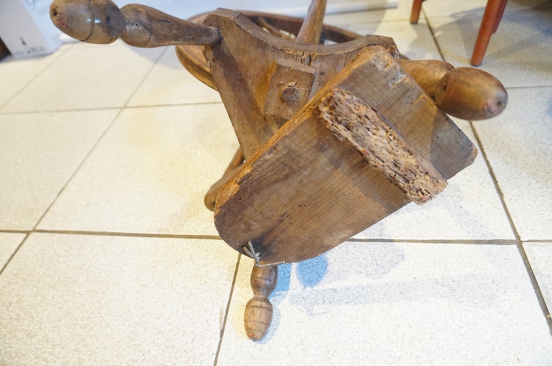 19th An Antique French Spinning Wheel
