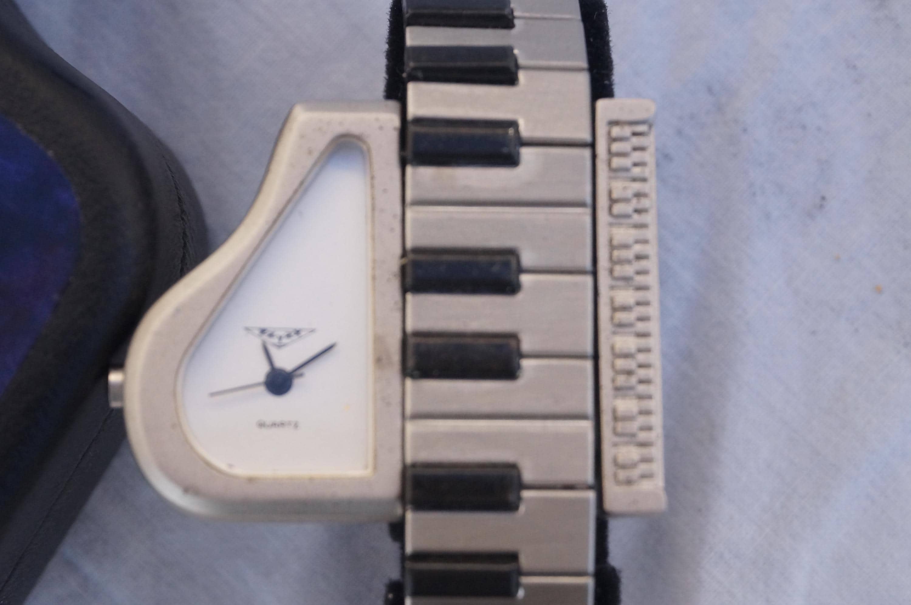 Vintage Piano Keyboard Watch – Unique Quartz Wristwatch – Music