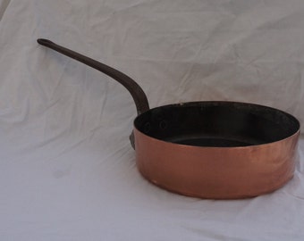 Vintage  Copper Saute Pan, 2mm or 0-5/64" in thickness