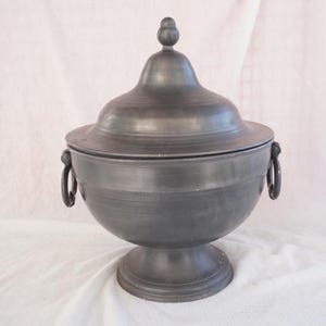 Antique pewter soup tureen, stamped with fleur-de-lis
