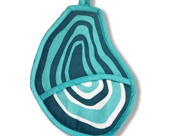 Oyster Pot Holder with Pocket