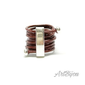 Leather Ring, Adjustable Ring, Brown Leather Ring, Zamak Ring, Modern Ring, Elegant Ring, Women Gift, Gift Her, Gift Idea, Christmas Gift