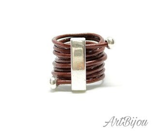 Leather Ring, Adjustable Ring, Brown Leather Ring, Zamak Ring, Modern Ring, Elegant Ring, Women Gift, Gift Her, Gift Idea, Christmas Gift