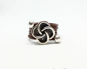 Brown Leather Ring, Zamak Ring, Adjustable Ring, Modern Ring, Brown Ring, Women Gift, Gift Her, Gift Idea, Valentines Gift, Christmas Gift