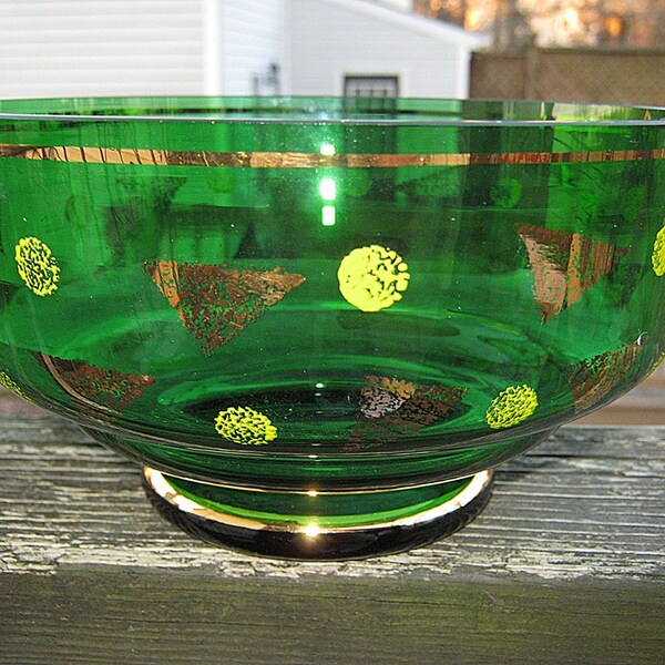 Mid Century Emerald Green Glass Bowl, Embossed Gold Triangle And Yellow Circles, Small Footed Bowl, 7 Inch Diameter, 4 inches deep,