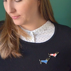 Dackel mit Cap rosé, Hipster-Dackel, Dackel-Geburtstagsgeschenk, Dackel-Brosche, Dackel-Anstecker, Dachshund Pin, Dackelfigur Bild 4