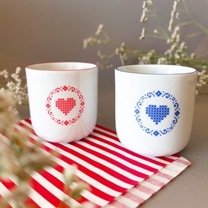 Herz-Becher ROT / Herz-Tasse / Stickherz / Herz / Becher / Bayerische Tasse / Tasse mit Rand / Mundrand / Bayerisches Geburtstagsgeschenk Bild 6