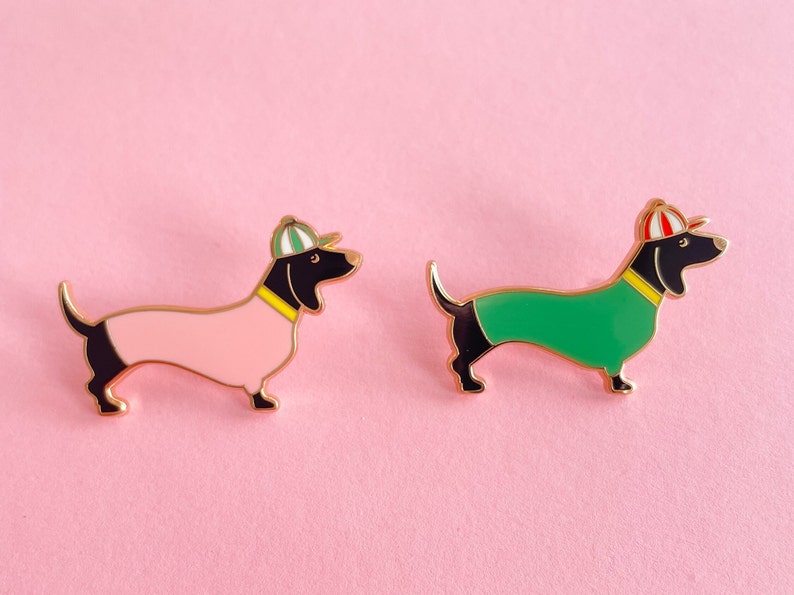 Dackel mit Cap rosé, Hipster-Dackel, Dackel-Geburtstagsgeschenk, Dackel-Brosche, Dackel-Anstecker, Dachshund Pin, Dackelfigur Bild 2