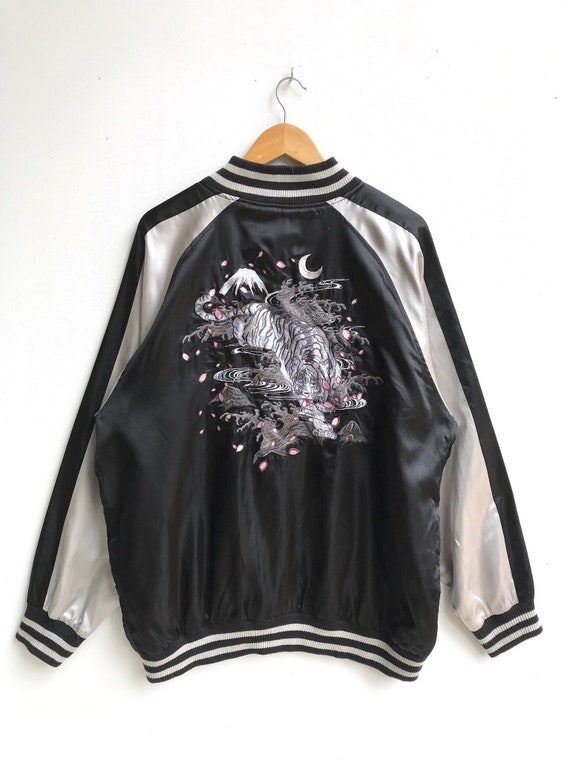 Vintage Sukajan Souvenir Jacket Japanese Tiger Emb