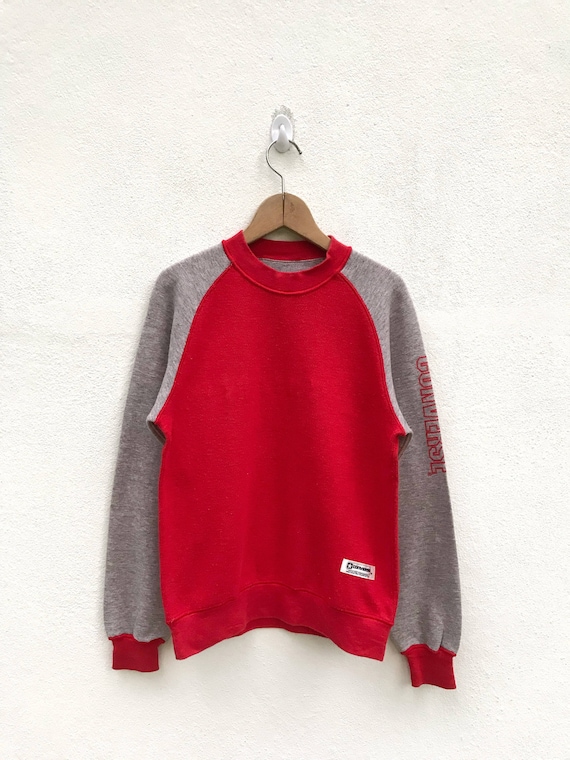red converse sweatshirt