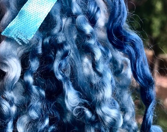 Indigo Teeswater curls, many shades of blue, curls 9”-12”long, hand dyed, first clip hand washed prime locks very clean, no vm. Pristine