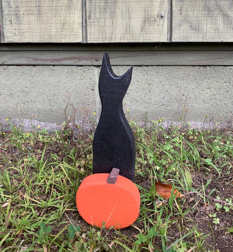 Fall Halloween Yard Decor Outdoor Primitive Wood Cat with Pumpkin on Metal Stake Lawn Decoration Ornament Painted Wood Baby Cat with Pumpkin image 1